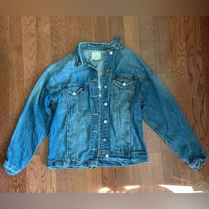 American Eagle denim button down jacket. Size small. Great condition